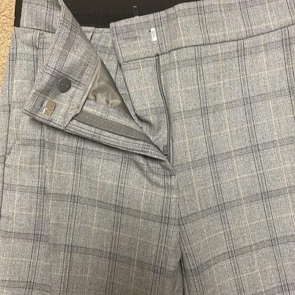 Zara women plaid pants. Small - Picture 3 of 6